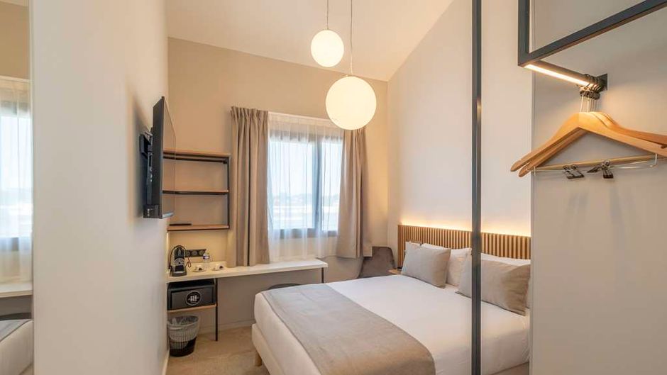 The Originals Le Relais Aubagne Room