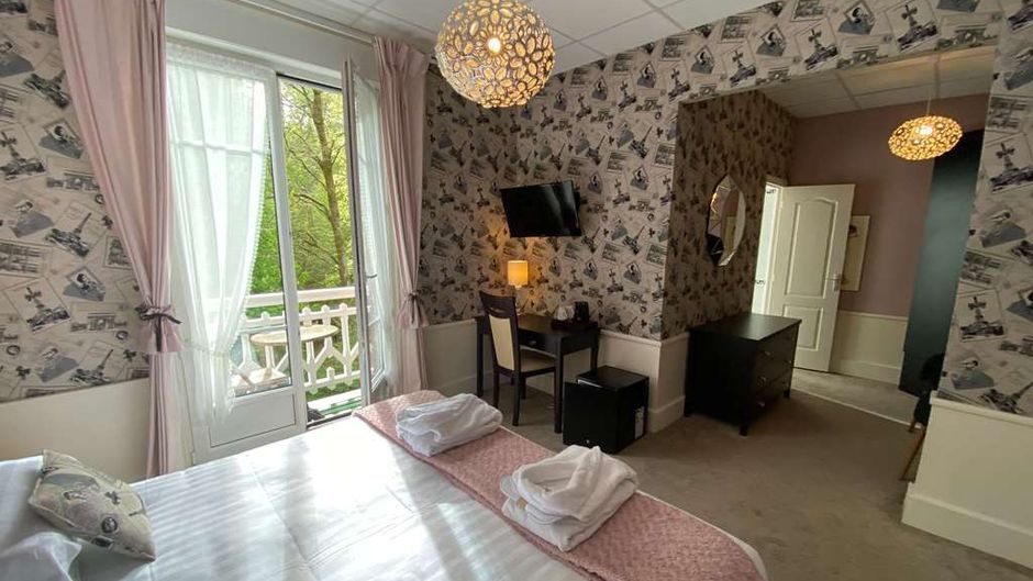 Le Roc Au Chien Hotel Room