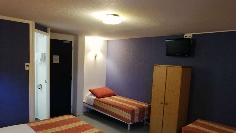Brit Hotel Vallee Du Lot Room