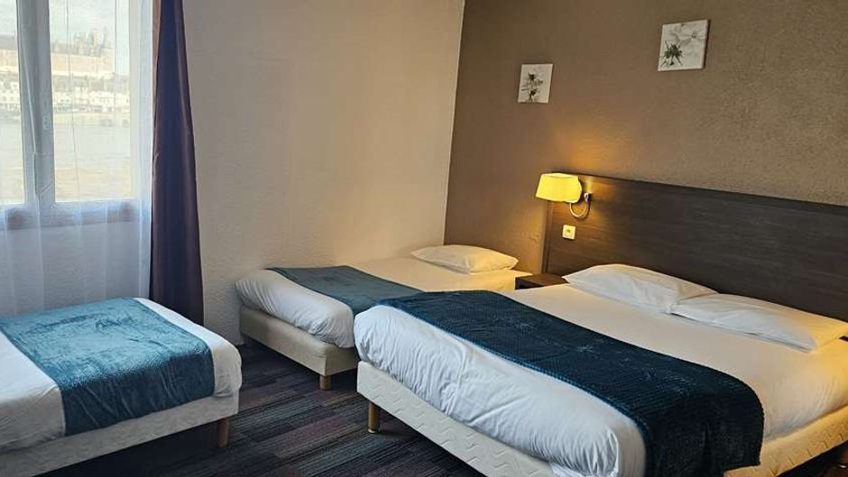 Hotel Sanotel Room
