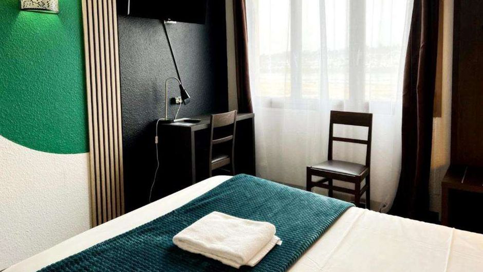 Hotel Sanotel Room