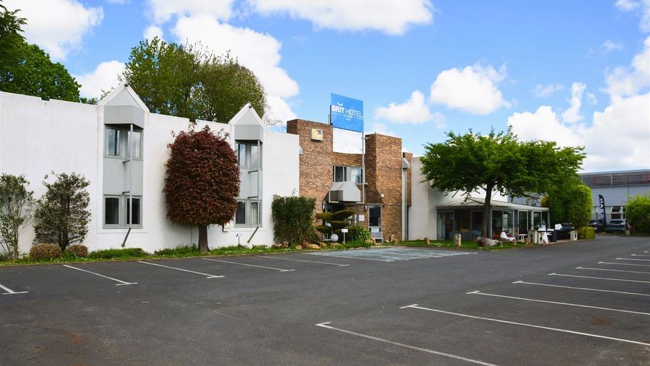Brit Hotel Caen Herouville Exterior
