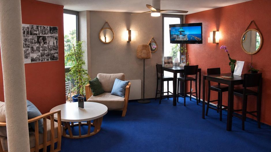 Brit Hotel Caen Herouville Lobby