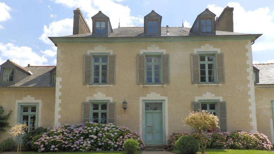 Chateau Du Pin Exterior
