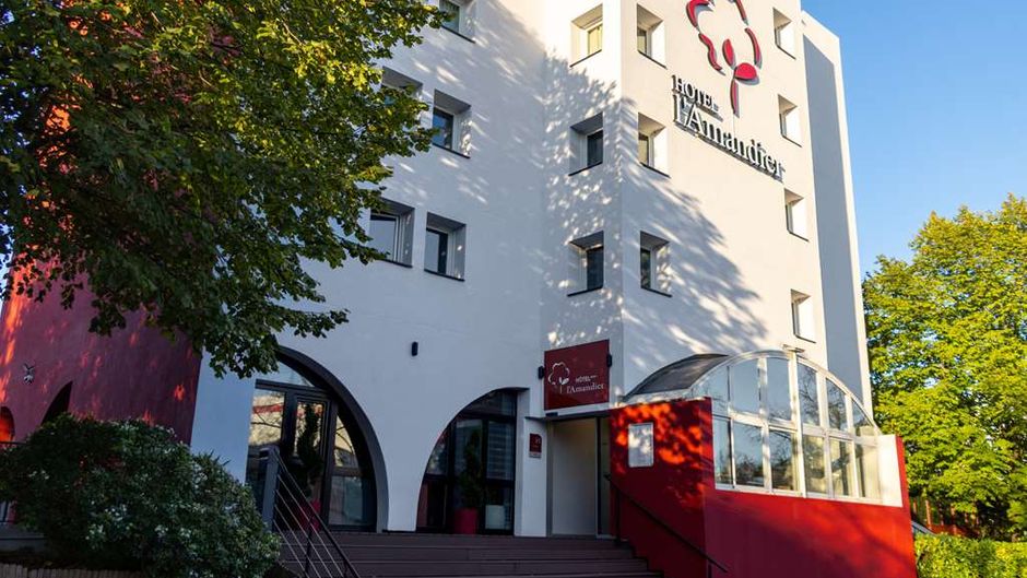 Hotel l'Amandier Exterior