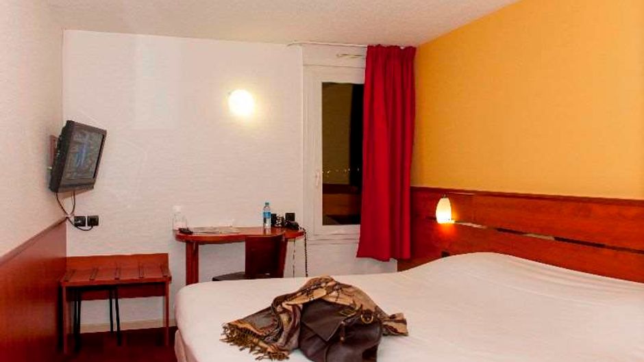 Brit Hotel Agen L'Aquitaine Room