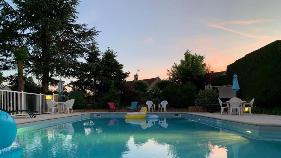 Brit Hotel Dak Pool