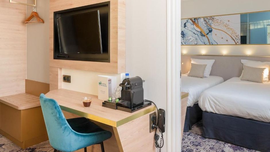 Brit Hotel Orleans Antares Room
