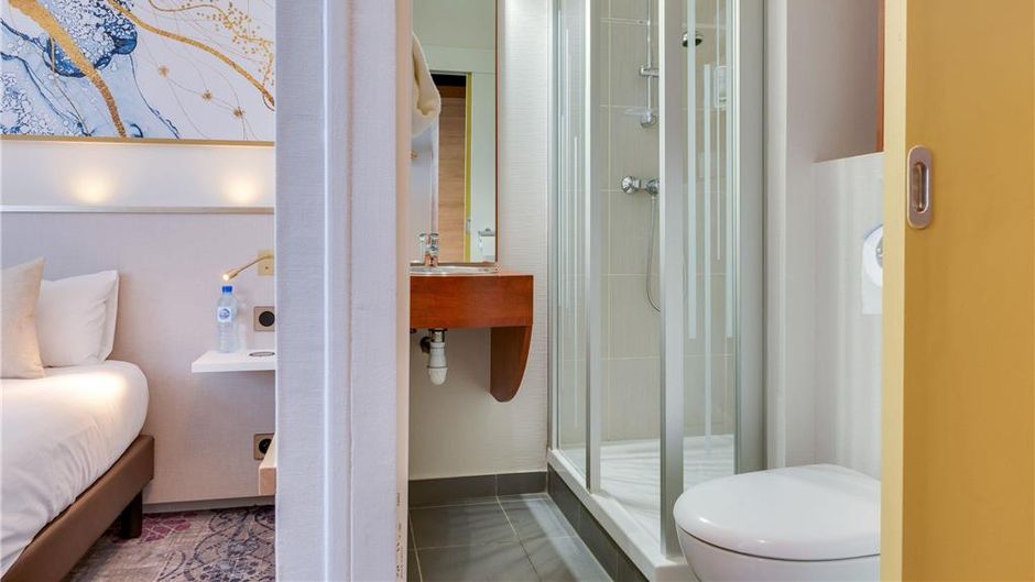 Brit Hotel Orleans Antares Other