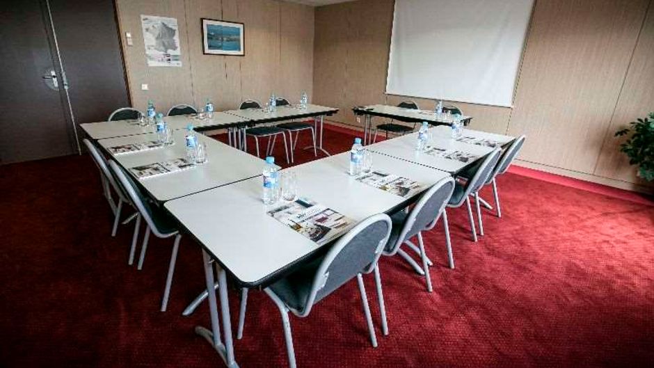 Brit Hotel Rennes - Le Castel Meeting