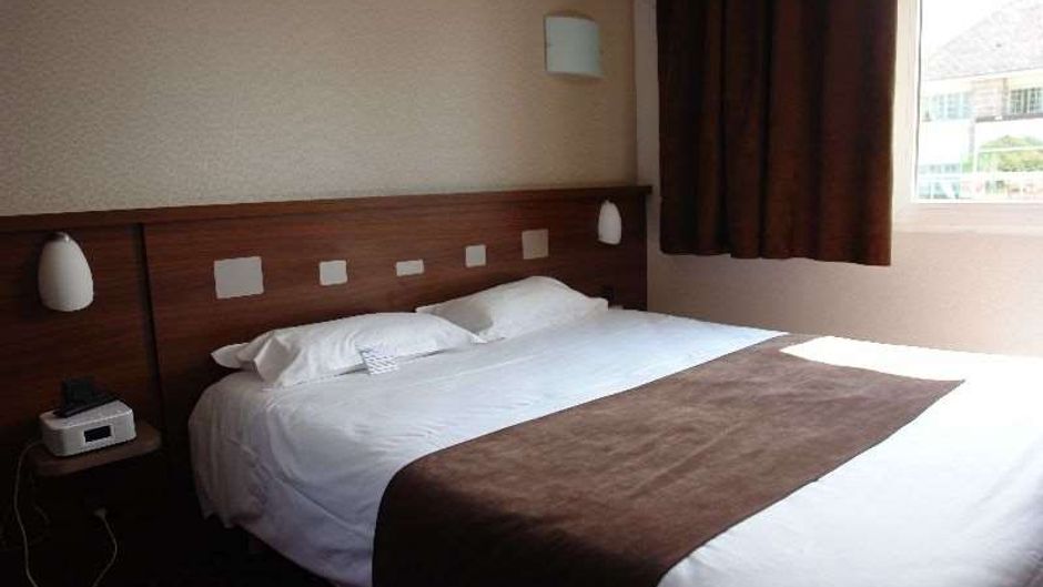Brit Hotel Rennes - Le Castel Room