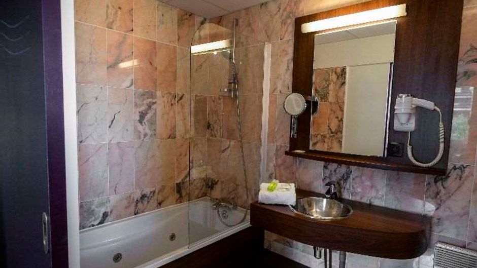 Brit Hotel Rennes - Le Castel Room