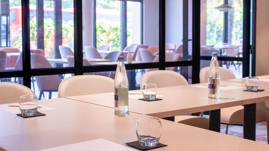 Brit Hotel La Beaujoire Meeting