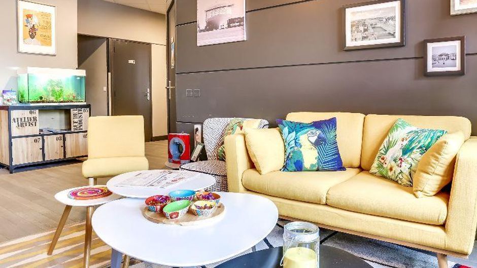 Brit Hotel Saint-Nazaire Center Gare Lobby