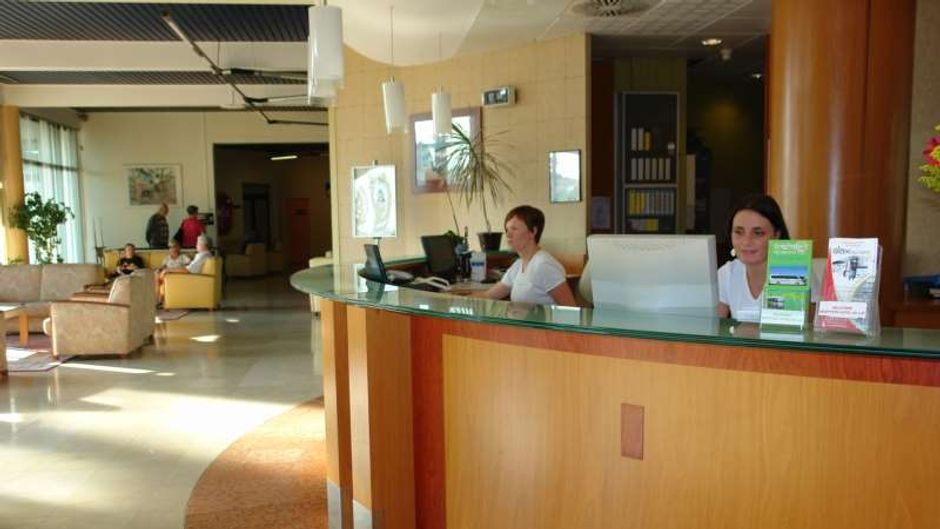 Brit Hotel du Lac Lobby
