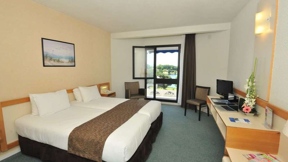Brit Hotel du Lac Room