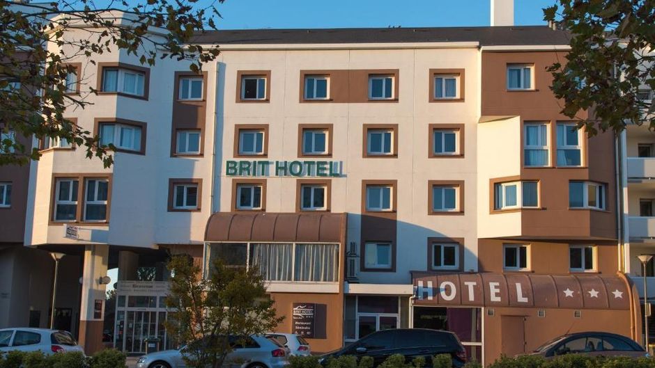 Brit Hotel Le Cheops Tours Exterior