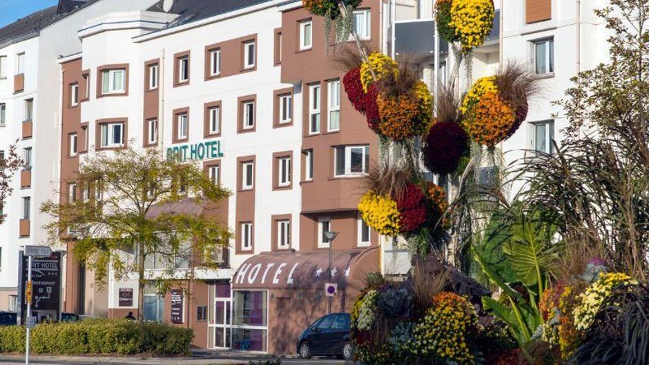 Brit Hotel Le Cheops Tours Exterior