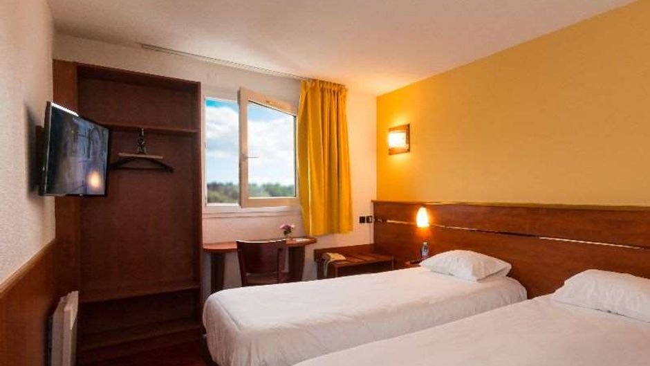 Brit Hotel Rennes Cesson - Le Floral Room