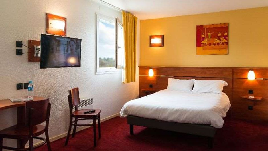 Brit Hotel Rennes Cesson - Le Floral Room