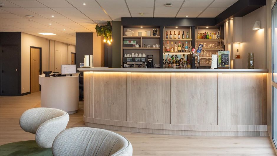 Brit Hotel l'Adresse Restaurant