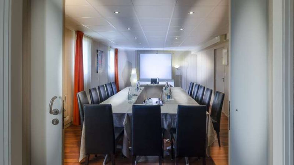 Brit Hotel Le Kerodet Meeting