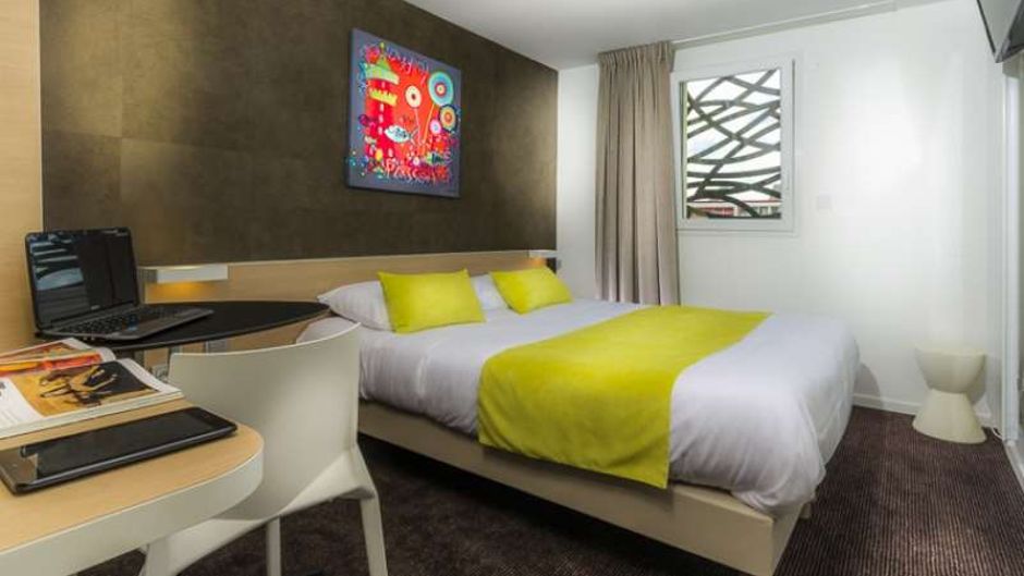 Brit Hotel Le Kerodet Room