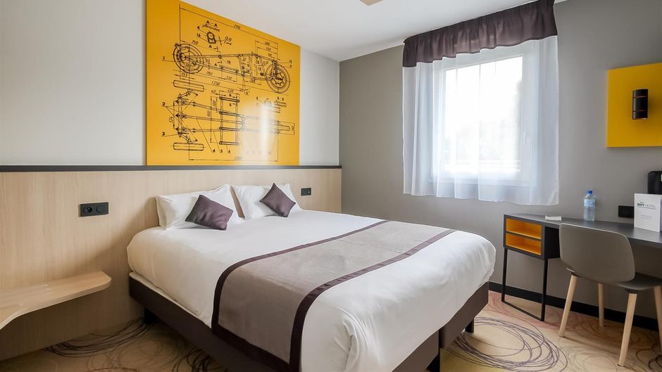 Brit Hotel Le Cottage Room