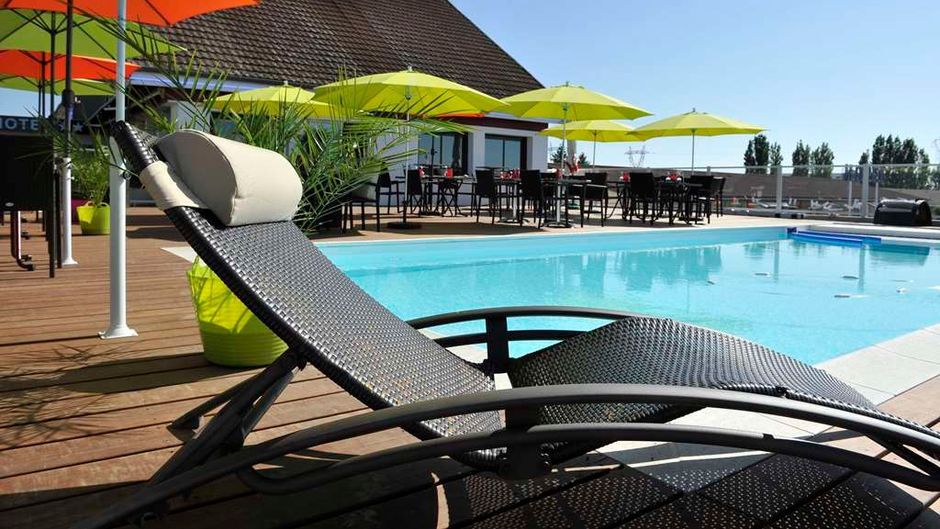 Brit Hotel Hermes Pool
