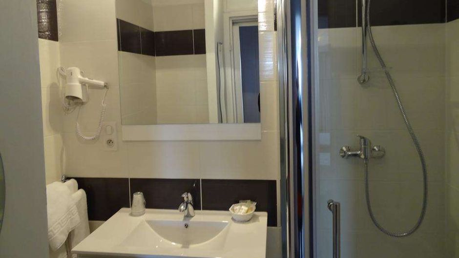 Brit Hotel Hermitage Royan Room