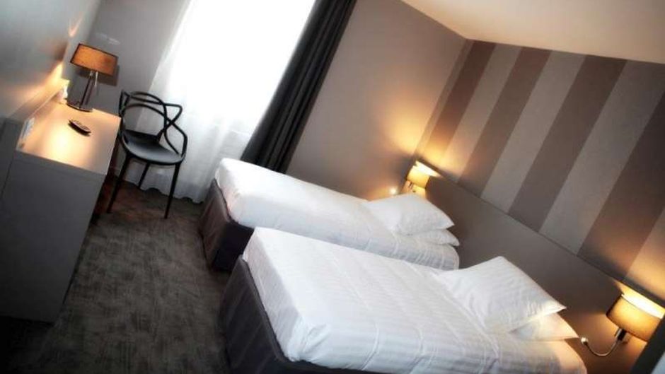 Brit Hotel le Galion Room