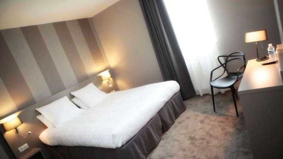 Brit Hotel le Galion Room