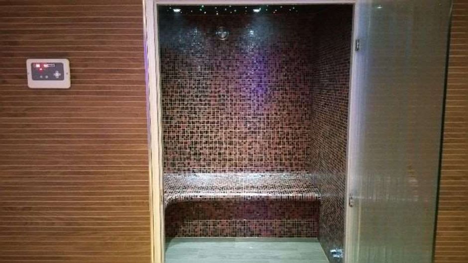 Brit Hotel De Grignan Spa