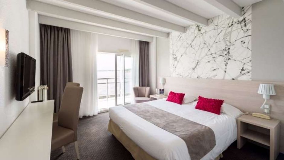 Hotel de l'Ocean Room