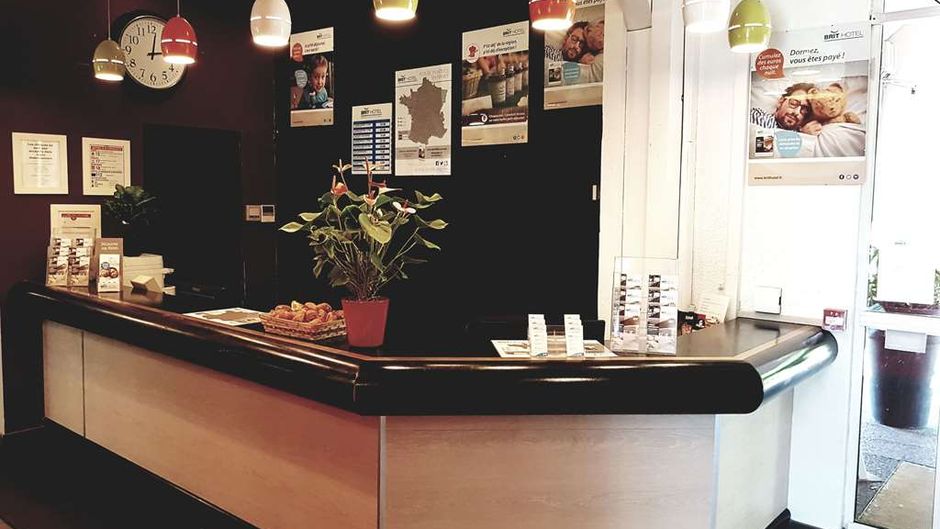 Brit Hotel Lyon Nord Dardilly Lobby