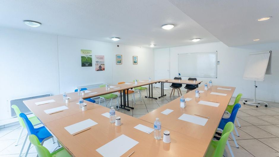 Brit Hotel Tours Nord Meeting