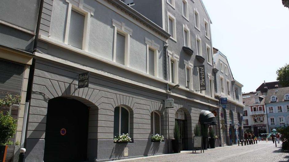 Brit Hotel Bristol Exterior