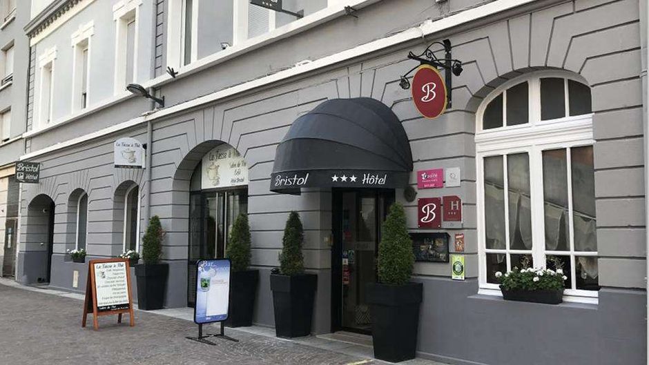 Brit Hotel Bristol Exterior