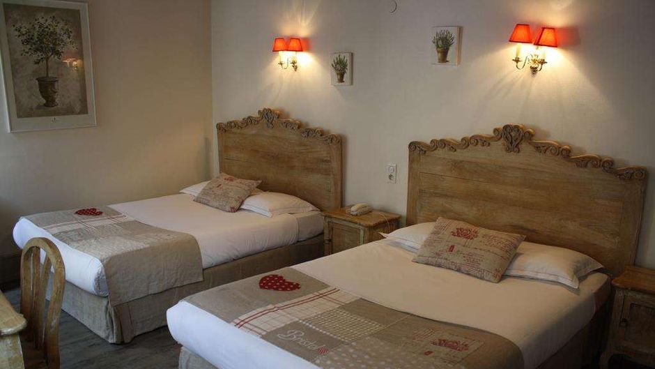 Brit Hotel Bristol Room