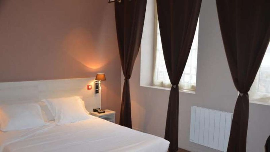 Hotel Du Dauphin Room