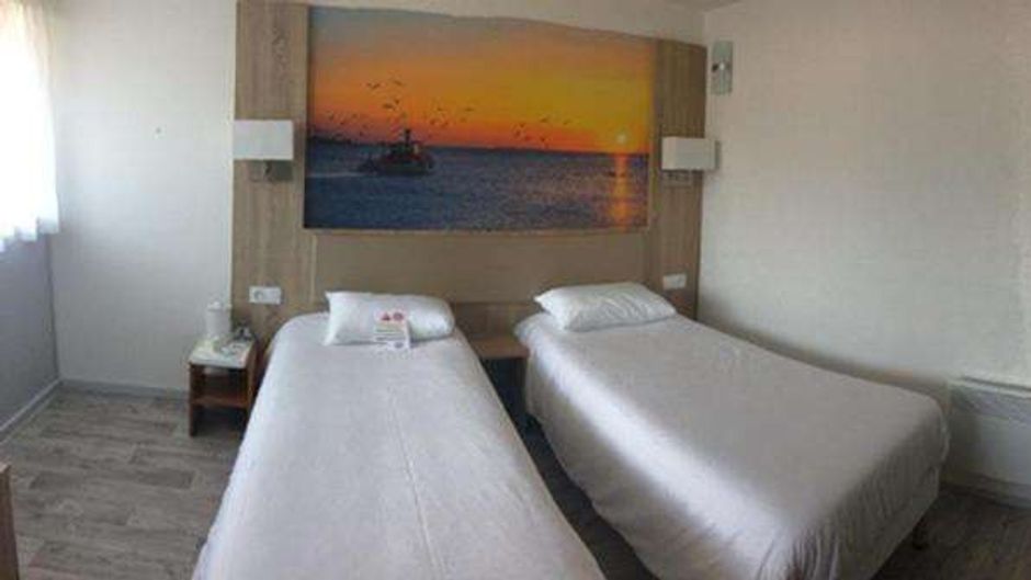 Brit Hotel Confort Morlaix Room