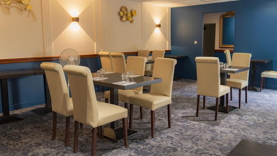 Brit Hotel Le Lion d'Or Chinon Restaurant