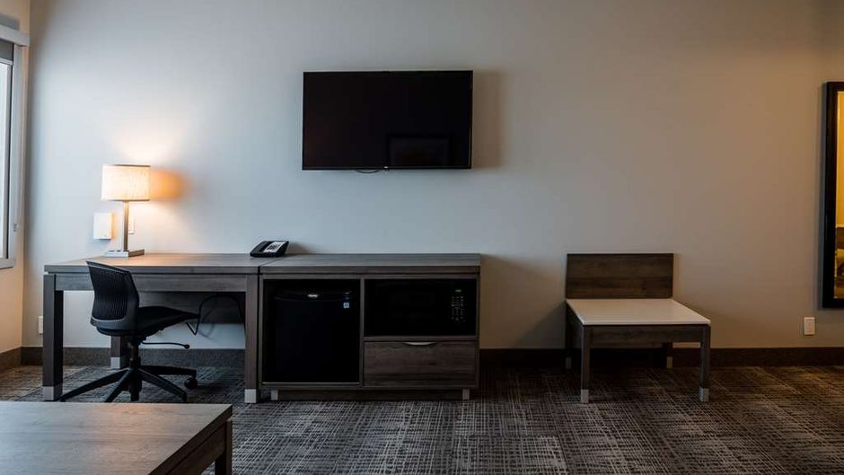 Amsterdam Inn & Suites, Ascend Hotel Suite