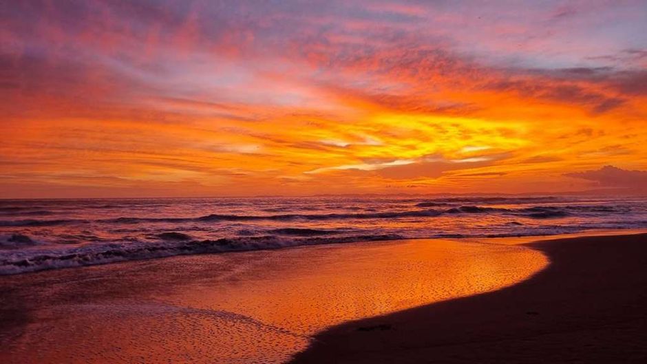 Las Olas Beach Resort Recreation