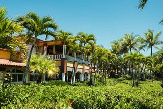 Las Olas Beach Resort