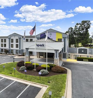 Spark by Hilton Waynesboro