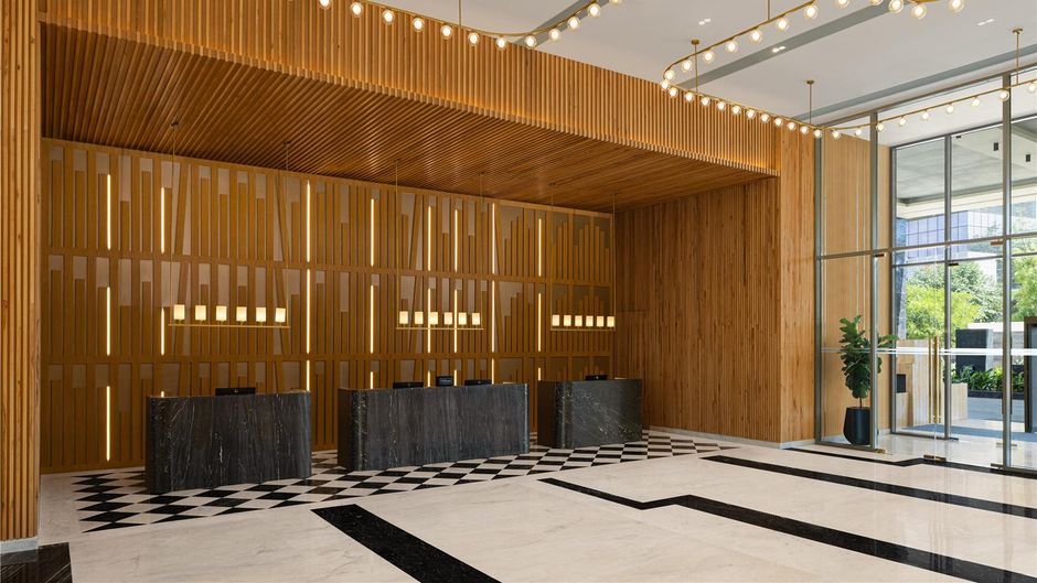 DoubleTree Hilton Bengaluru Airport Lobby