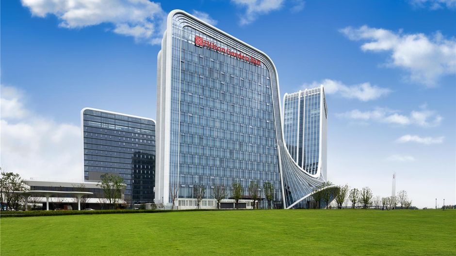 Hilton Garden Inn Zhengzhou Airport Exterior