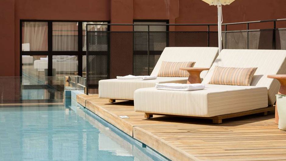 Anise Aluma Tapestry Pool