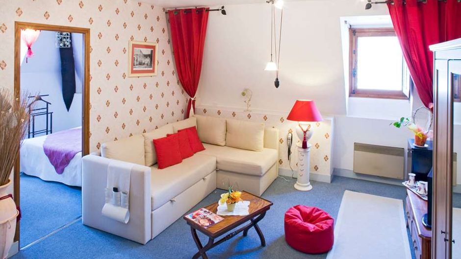 Hotel Le Puits Dore Room